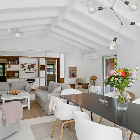 Summer House In Close To The Coast טיסווילדליי