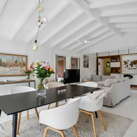 Summer House In Close To The Coast בית נופש